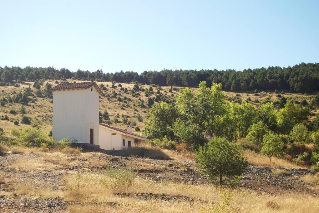 La Mina Alojamiento En Plena Naturaleza Garganta De Los Montes Exteriör bild